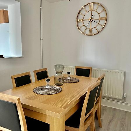 Executive 3 Bedroom Port Talbot Town Centre Margam Sleeps 7 Εξωτερικό φωτογραφία
