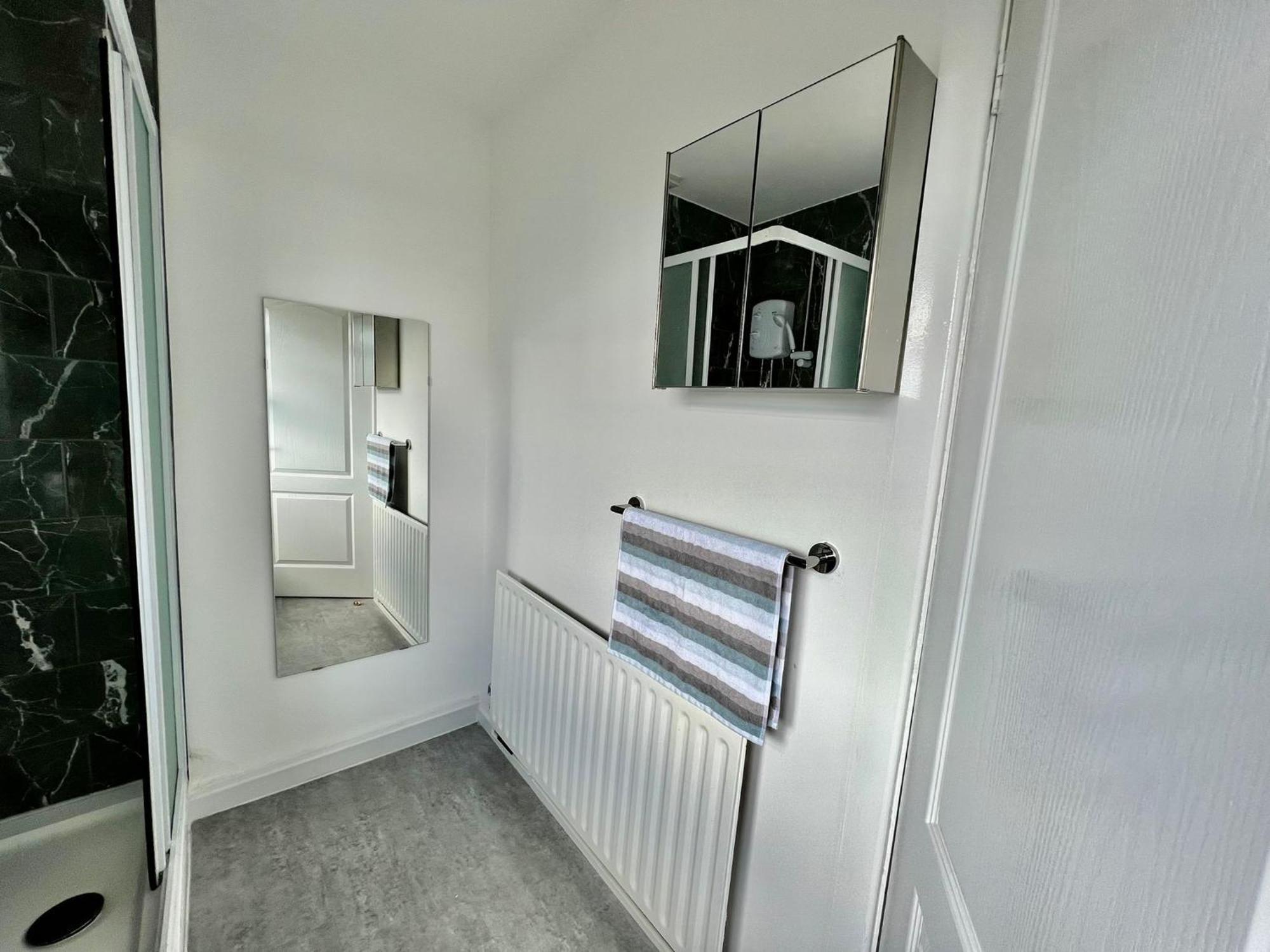 Executive 3 Bedroom Port Talbot Town Centre Margam Sleeps 7 Εξωτερικό φωτογραφία